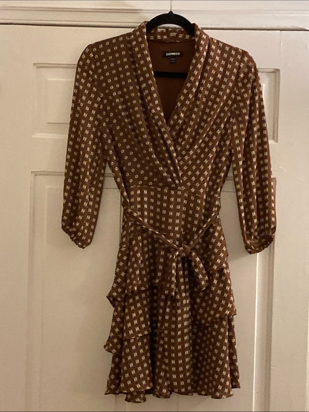 NWOT Express Brown Printed Mini 3/4 sleeves Dress, Geometric Motif, Size XS